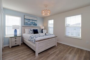 10 bedrooms, iron/ironing board, WiFi