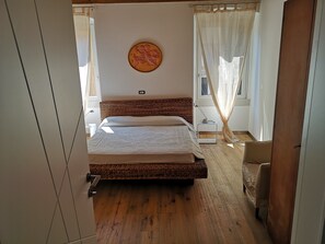 1 室のベッドルーム、アイロン / アイロン台、WiFi、ベッドシーツ