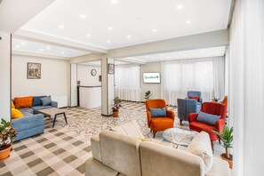 Reception - greenwood (Borjomi)