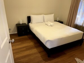 House | 3 bedrooms, iron/ironing board, free WiFi, bed sheets - Tasha's Apartments - N38 (Angle Park)