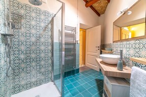 Shower, hair dryer, bidet, towels - Antica Dimora del Platano - F4856 (Nurachi)