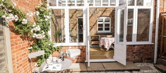Ross Cottage
