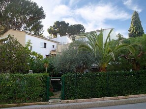 Property grounds - Les Lavandes by Interhome (Saint Cyr sur mer Les Lecques)