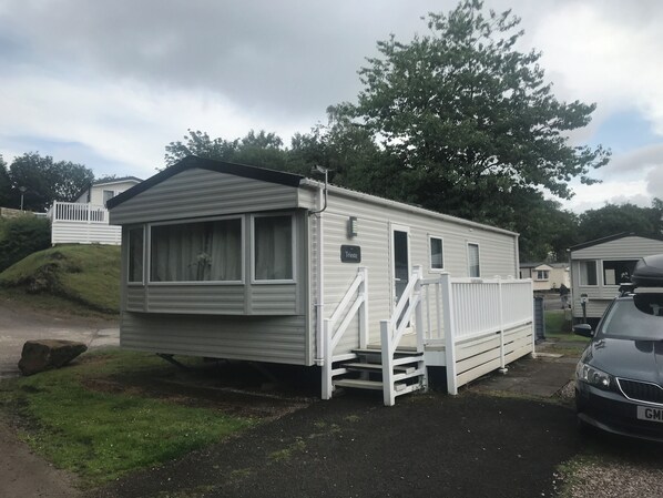 Cabin | Property grounds - Beautiful 6 Birth Static Carson in Longridge (Preston)