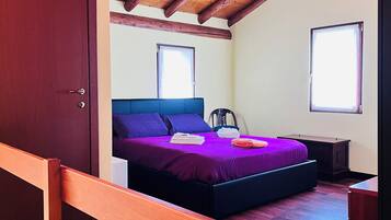 1 chambre, bureau, Wi-Fi gratuit, draps fournis
