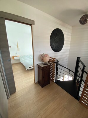 3 chambres, bureau, fer et planche Ă repasser, Wi-Fi gratuit