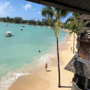 บริเวณภายนอก