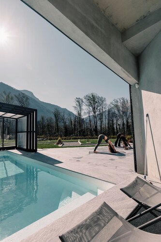 Villa du Mena ★ Piscine chauffée, Jacuzzi, Chambres climatisées | 15 pers