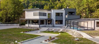 Vacation villa in the heart of the Alps