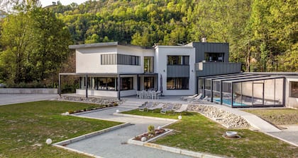 Vacation villa in the heart of the Alps