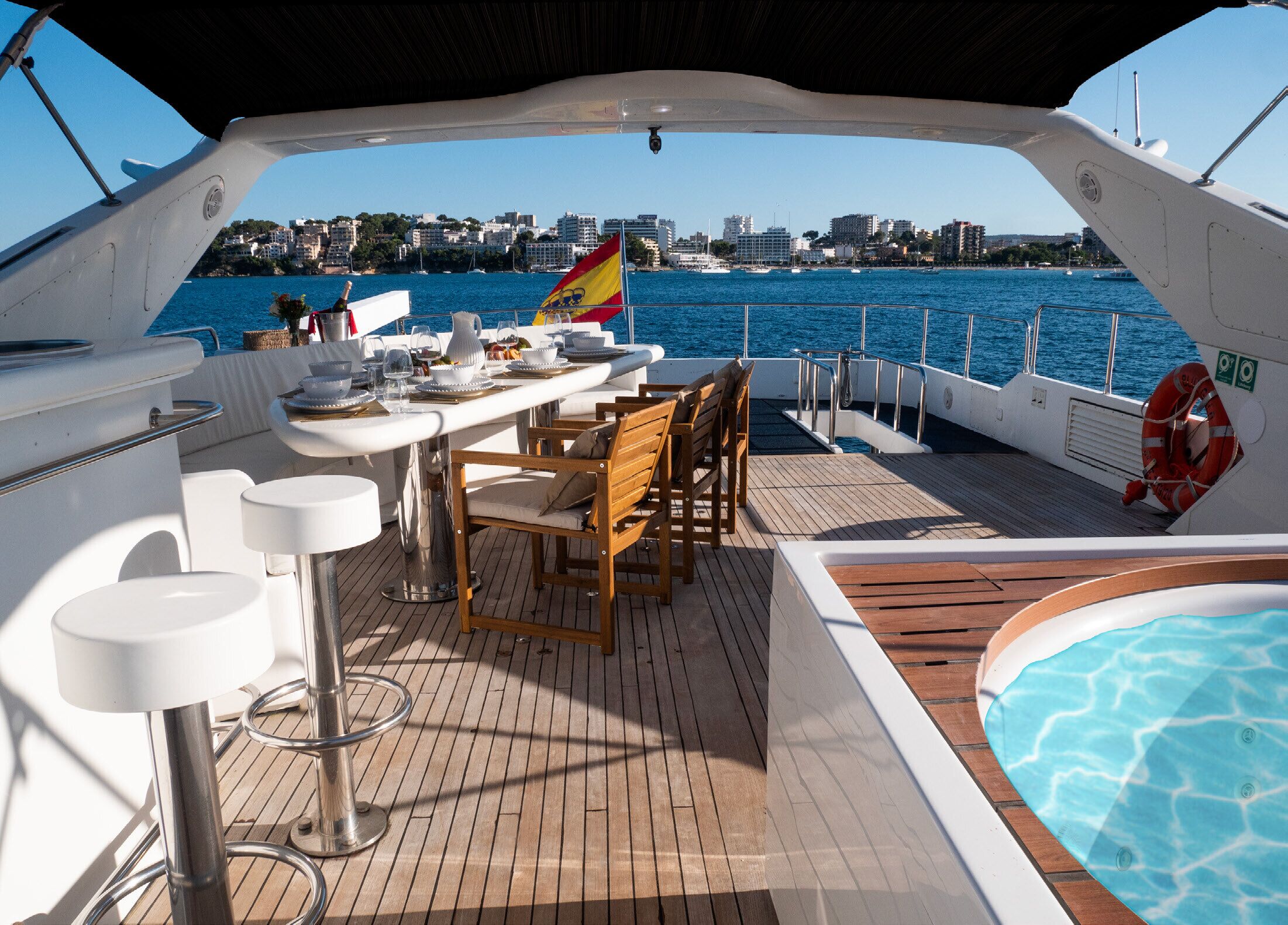 Boot 5 Schlafzimmer, mit Whirlpool