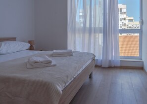 Leilighet | 2 soverom, strykejern/-brett, wi-fi (inkludert) og sengetøy