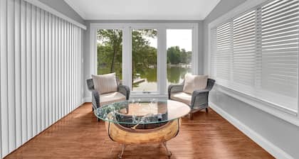 Luxury on High Rock Lake: Great for Groups!