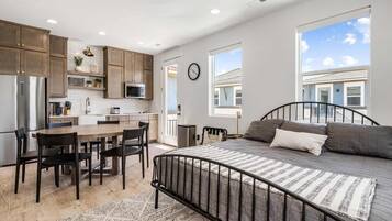 1 bedroom, desk, iron/ironing board, internet