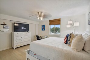 2 bedrooms, iron/ironing board, free WiFi, bed sheets - DP 203C is a Stunning 2 BR  Condo is currently for sale (Destin)