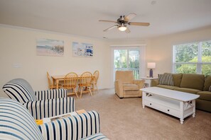 TV - Something Beachy: Spacious Condo in the Heart of Oak Island (Oak Island)