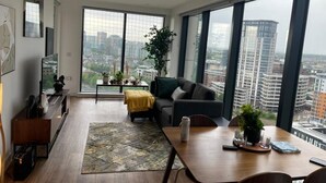Apartment, 2 Queen-Betten | Wohnbereich