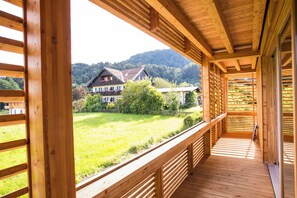 Deluxe Apartment (Bergblick Balkon) | Balcony - Alpin Chalet Trinkl (Bad Wiessee)