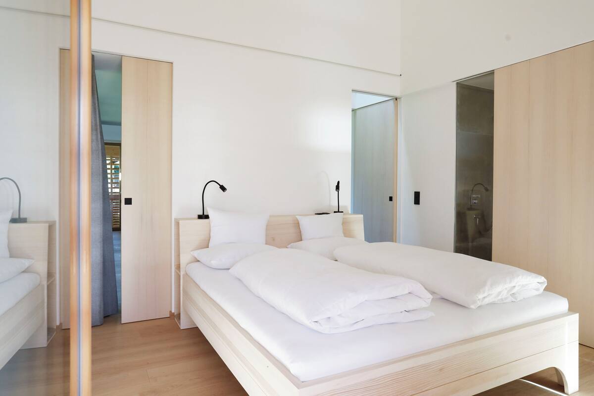 Apartamento luxo (Bergblick Balkon) | Roupas de cama premium, edredons de pluma, cofres nos quartos