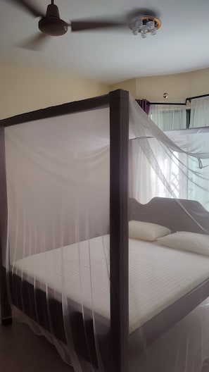 3 Schlafzimmer, Bügeleisen/Bügelbrett, WLAN, Bettwäsche