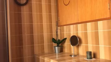 Hair dryer, bidet, towels, soap