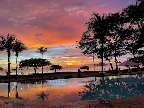 Lovely two bedroom condo with two bathrooms in Pacifico Resort