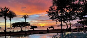 Lovely two bedroom condo with two bathrooms in Pacifico Resort