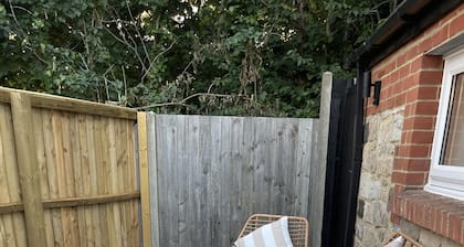 The Lodge Hideaway - Studio Style, Simple Luxury