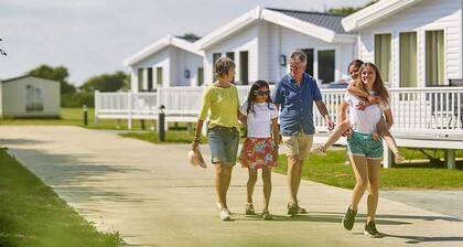 Quiet Holiday Park Bungalow