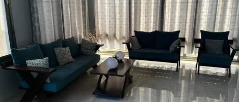 Smart-tv, en stereo och printers