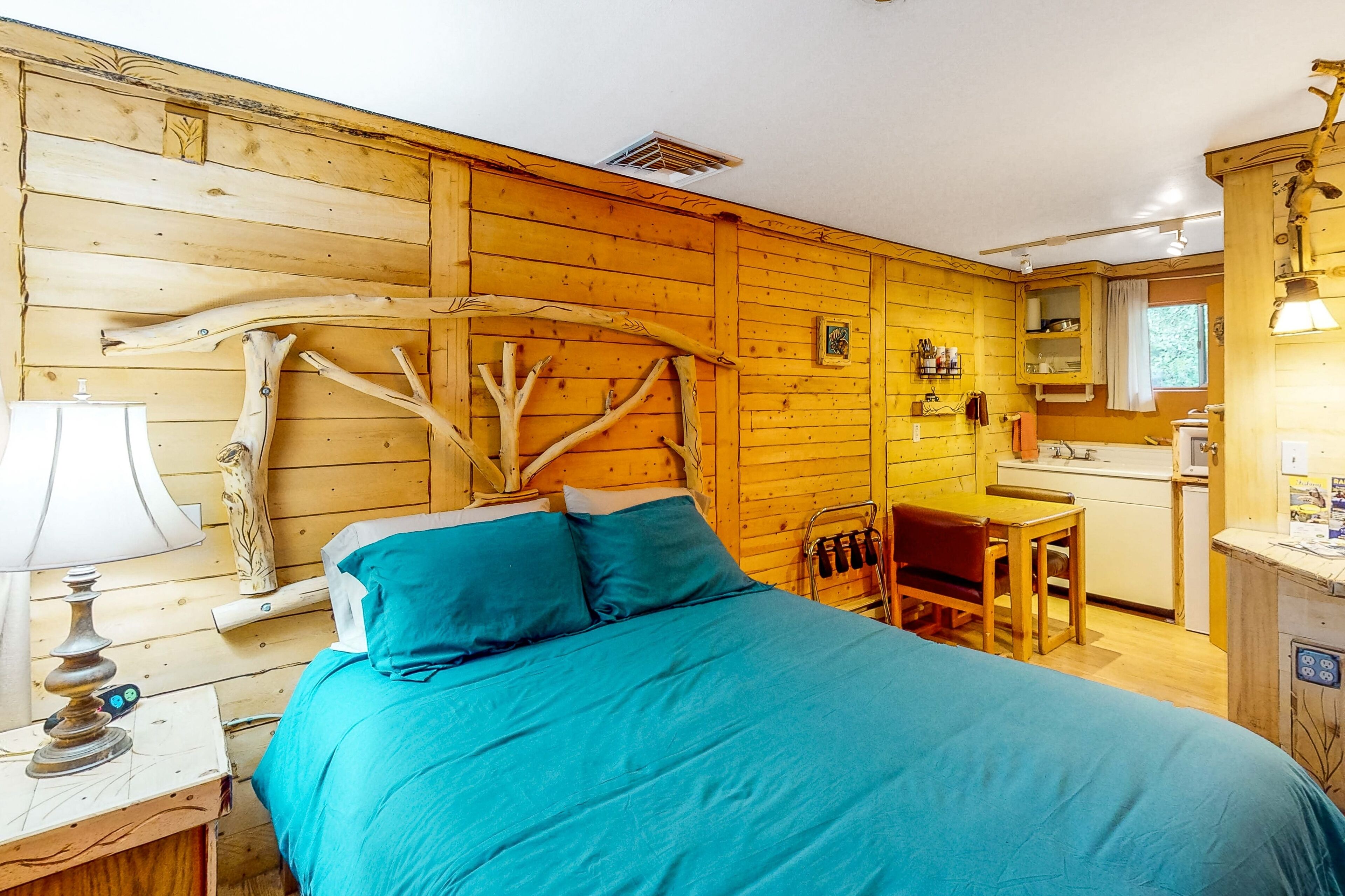 Rustic studio with marvelous mountain views