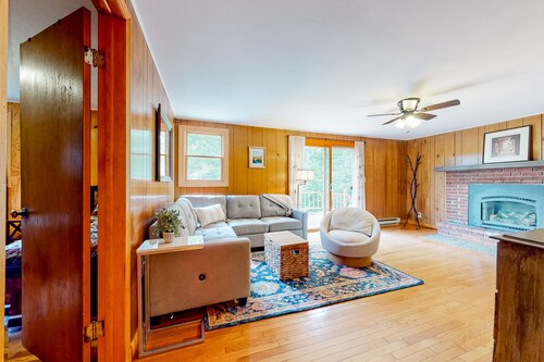 Potter's Place | House in Jamaica with mountain views