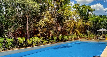 Inviting condo with plunge pool, patio, fitness area, & kitchenette