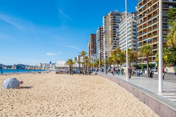 Beach nearby - Bacana 14-5 Apartment Levante Beach (Benidorm)