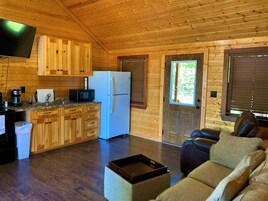 华丽小屋 | 私人厨房 | 大冰箱、微波炉、烤箱、炉灶