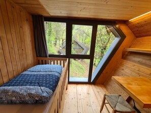 6 chambres, bureau, accès Internet