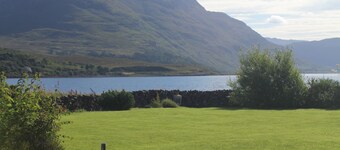 Stunning Large Beachfront home in the heart of the Torridon Highlands! Wow!
