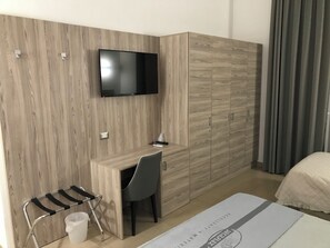 Deluxe trippelrum | Sängtillbehör av högsta kvalitet, duntäcken och memory foam-madrasser
