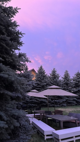 People Hostel & Suites