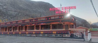 Royal Crown Hotel and Restaurant