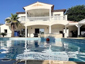 Pool - Sublime Villa Parfaite Pour les Vacances - SUD (Fréjus)