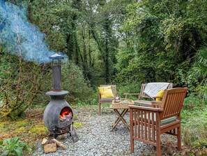 Property grounds - 1 bedroom accommodation in Chillaton, near Tavistock (Chillaton, near Tavistock)