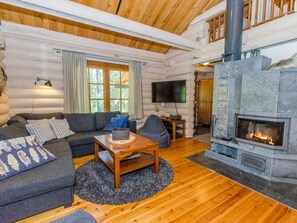 TV - Pyöröpirtti by Interhome (Lieksa)