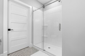Shower, hair dryer, towels, soap - Apartment over Target in Downtown Auburn - 210 (Auburn)
