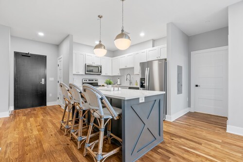 Apartment over Target in Downtown Auburn - 210