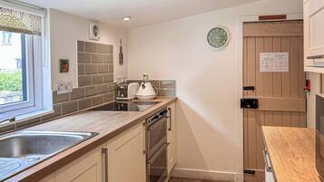 Dishwasher, highchair