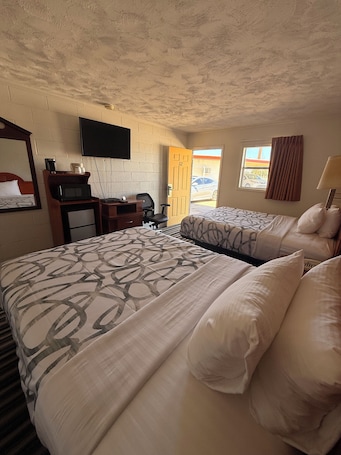 Basic Room. Ballinger Inn