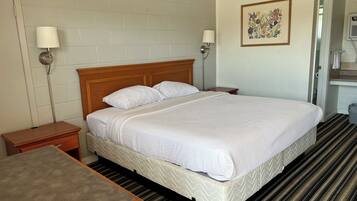 Basic Single Room | Free WiFi, bed sheets