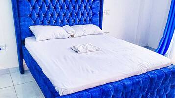 1 habitación, wifi y ropa de cama