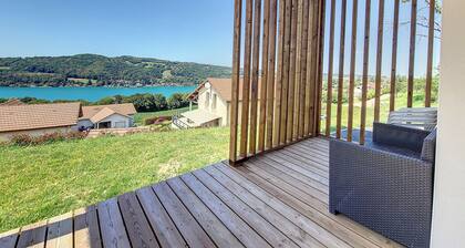 maison de vacances avec une vue exceptionnelle sur lac de paladru
